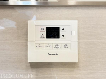 �@�~�X�g�E�X�v���b�V���ȂǑ��ʂȃ��[�h�𓋍ڂ��A���X�̓����������K�ɁB