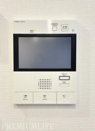 �@�y���j�^�[�t���C���^�[�z���z