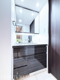 �@���[�L�x�ŃX�b�L���Еt�����ʋ��