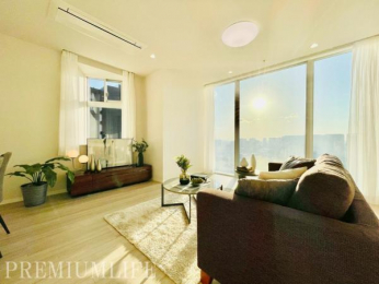 �@���₩�ȓ������������Ղ�~�蒍���A�S�n�悳�ɕ�܂ꂽ���邢���r���O���