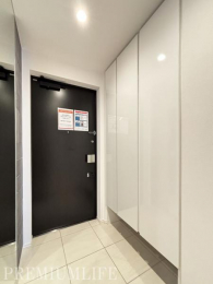 �@��Ƃ肠��L���̌��ւŁA�Ƒ��◈�q���������}������D��Ȍ��փX�y�[�X