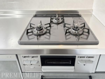 �@�����D���Ɋ������O���R������������A�@�\���ƃf�U�C���������˔������L�b�`��