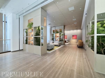 �@���邭�J���I�ȋ�Ԃ��A���K�҂ɂ��D��ۂ�^����㎿�ȋ��p���ł�