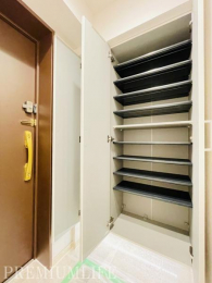 �@��e�ʃV���[�Y�N���[�N�t���ŁA���ւ܂�����������������ۂĂ܂�