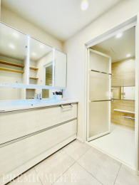 �@���������ӂ�閾�邢���ʋ�Ԃ��A�����̐g�x�x��S�n�悭�T�|�[�g���܂�