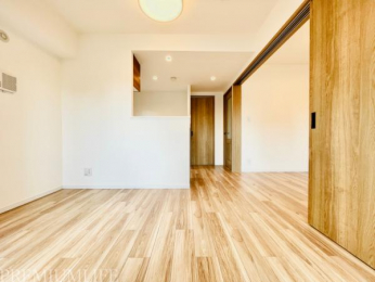 �@��9.4���̃��r���O�B�o���R�j�[�Ɍq����A���C����������ł��܂���