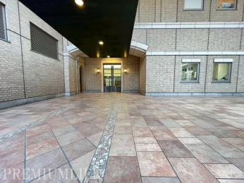 �@���������ӂ��G���g�����X���A���X�̕�炵���ʂ�܂�