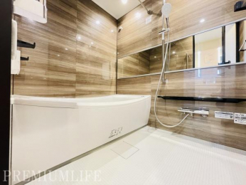 �@����̔����������Ɩ�����A���났�ɖ������㎿�ȃo�X���[�����