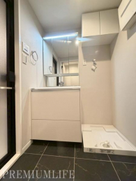 �@���������ӂ�閾�邢���ʋ�Ԃ��A�����̐g�x�x��S�n�悭�T�|�[�g���܂�