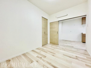 �@�m�����J������΃��r���O�ƈ�̂ƂȂ�A��Ƃ肠�ӂ��L�X���ԂƂ��Ċ��p�ł��܂�