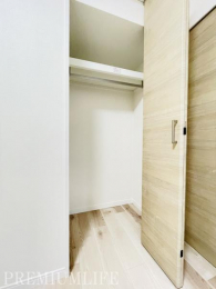 �@�L�x�Ȏ��[�X�y�[�X���m�ۂ��A���������������萮������݌v