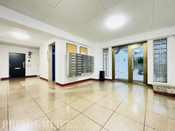 �@�Ǘ��̍s���͂������������ӂ�郍�r�[���A�Z�܂��̕i�i�����߂܂�