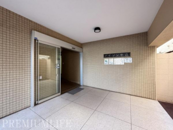 �@���������ӂ��G���g�����X���A���X�̕�炵���ʂ�܂�