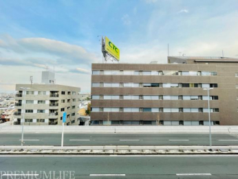 �@�����S�n�悭�����o���R�j�[����̒��]