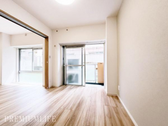 �@�f�ފ��̂���t���[�����O���f����A���邢�m���ł��B