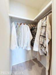 �@�m���ɂ̓E�H�[�N�C���N���[�[�b�g������Ă���A�ו����������ł��������萮���ł��܂��B