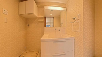 �@���������ӂ�閾�邢���ʋ�Ԃ��A�����̐g�x�x��S�n�悭�T�|�[�g���܂�