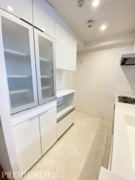 �@�L�b�`���ɂ̓����W�I�A�H��I�����Ă�����S�̎��[�͂ł��B