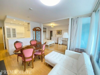 �@�Ƌ��u���Ă���Ƃ肠��A�Ƒ��c���ɂ҂�����̍L�X���r���O���