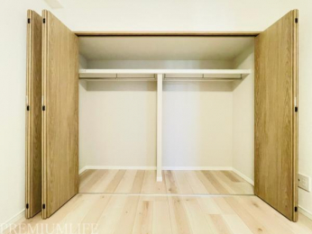 �@���b�N�E�I�t���̎��[�X�y�[�X��e�ʂŉו��̐����ɕ֗��ł��B