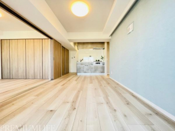 �@��10.96���̃��r���O�A�ϐk���C�H���ςň��S�̐݌v