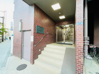 �@���C�I���Y�}���V�����̏ے��A���C�I�����`���ꂽ�G���g�����X�K�i�B�X���[�v����