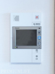 �@�y���j�^�[�t���C���^�[�z���z