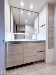 �@���[�L�x�ŃX�b�L���Еt�����ʋ��