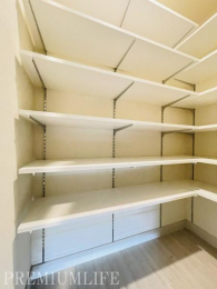 �@�C��A�E�g�h�A�p�i�������ł���A�g������ɗD�ꂽ��e�ʂ̃V���[�Y�N���[�N