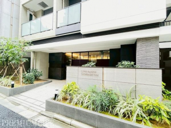 �@�X�^�C���b�V�����d�����̂���G���g�����X�����o�}���B