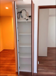 �@���r���O�ɂ̓R���p�N�g�Ȏ��[�X�y�[�X�B�e�����Ɏ��[������A�ו��̐����ɕ֗�