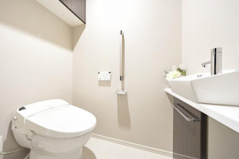 �@��􂢃J�E���^�[�t���ŉq���I���g������ɗD�ꂽ����������݌v