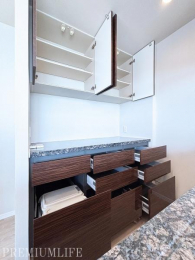 �@���[�L�x�Ŗ��邭�A�Ǝ������ɂ��z�����ꂽ�g������̗ǂ��V�X�e���L�b�`��