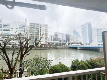 �@�ŉY�^�͂�]�ފJ���I�Ȓ��]�B�s�S�ɂ��Ȃ���A���ӂ̗����������i�F���y���߂܂��B