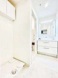 �@����@�u��Ɛ��ʑ䂪�܂Ƃ܂����g���₷�����ʎ��B�Ǝ��������X���[�Y�ł��B