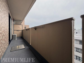 �@�i�F���������y���߂�L�X�o���R�j�[�t���ŁA��炵�ɊJ�����Ə�����