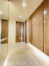 �@��Ƃ肠��L���̌��ւŁA�Ƒ��◈�q���������}������D��Ȍ��փX�y�[�X