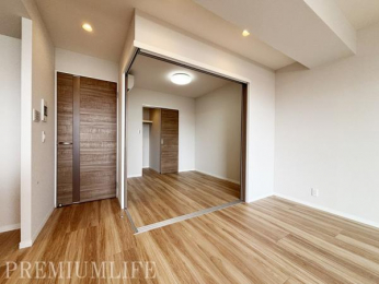 �@��⃏�[�N�X�y�[�X�ȂǑ��ړI�Ɋ��p�ł���A�g������̗ǂ��m��