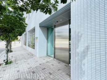 �@���������ӂ��G���g�����X��Ԃ��A�����̋A��Ԃ���ʂȂЂƂƂ���