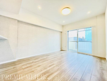 �@�L���ɂ�Ƃ肪����Ƌ�̔z�u�����₷���A���C�A�E�g�̎��R�x���������r���O���