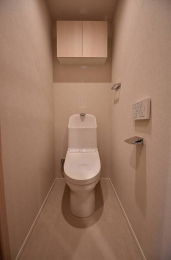 �@�����������N���X�ƏƖ��ŁA�������Ə㎿��������������K�ȃg�C����ԁ�