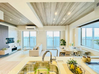 �@���g�[�����Ŋ����G�߂�����������K�B�ؖڒ��̓V�䂪�������ȋ�Ԃ����o�B