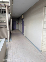 �@���p�L���Ȃǂ̃X�y�[�X���Y��ɊǗ�����Ă���܂��B