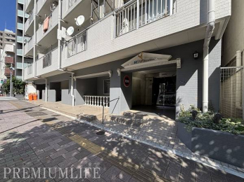 �@�������������͋C�̃G���g�����X���A���₩�Ȗ����̕�炵���T�|�[�g���܂�